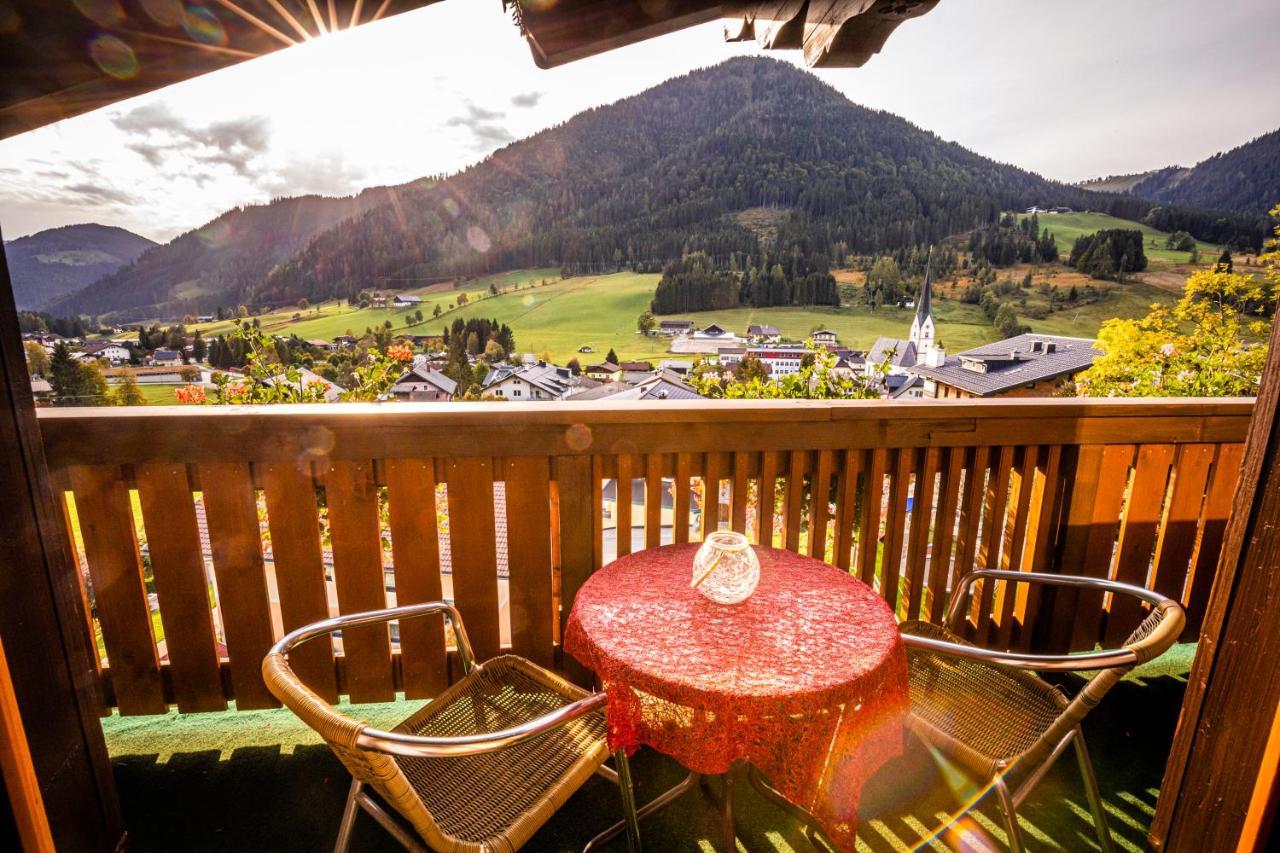 Haus Farmer Sankt Martin am Tennengebirge Exterior foto